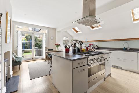4 bedroom terraced house for sale, Jessica Road, London, SW18