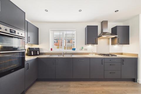 4 bedroom detached house for sale, Etherington Field, Brough