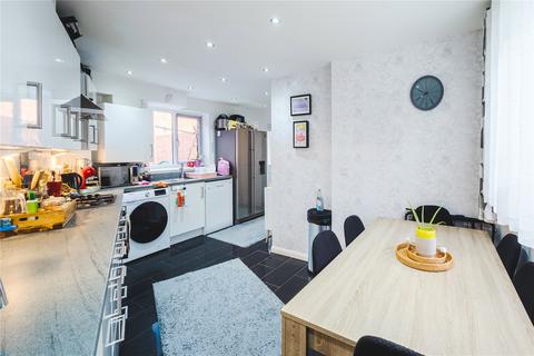 3 bedroom semi-detached house for sale, Bates Way, Swindon SN2