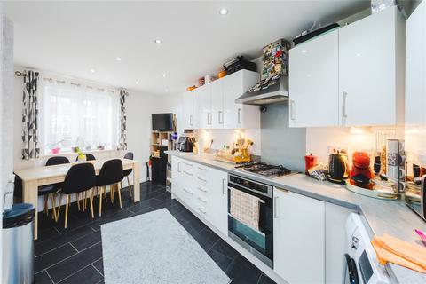 3 bedroom semi-detached house for sale, Bates Way, Swindon SN2