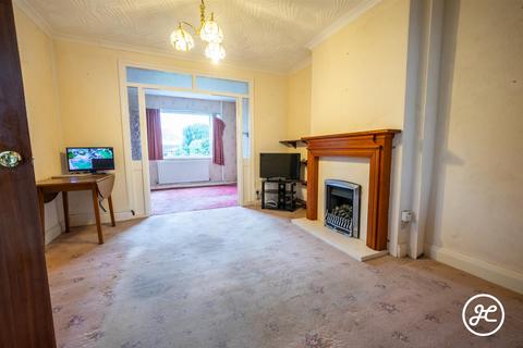 3 bedroom semi-detached house for sale, Quantock Avenue, Bridgwater