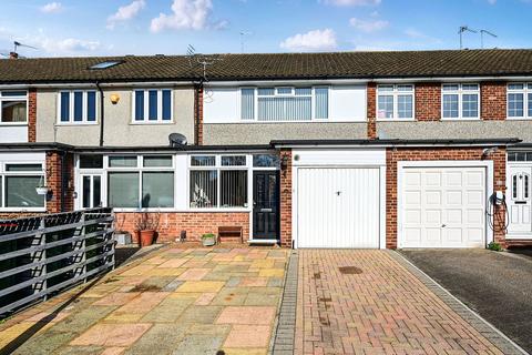 2 bedroom terraced house for sale, Maxwell Road, Surrey TW15