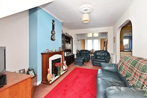 2 bedroom terraced house for sale, Maxwell Road, Surrey TW15