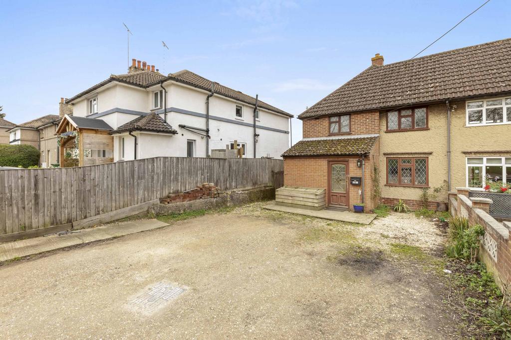 118 Little Marlow Rd, SL7 1 HG (LOW RES)-15