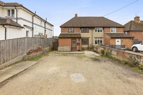 undefined, Little Marlow Road, Marlow, Buckinghamshire, SL7 1HG