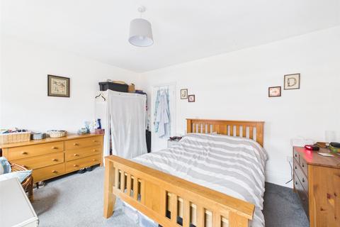 2 bedroom terraced house for sale, Armscroft Road, Gloucester, Gloucestershire, GL2