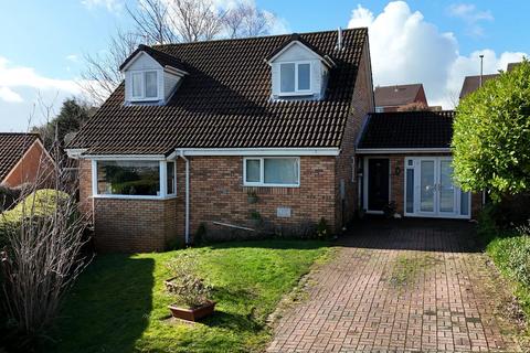 4 bedroom detached house for sale, Cae Marchog, Energlyn, Caerphilly