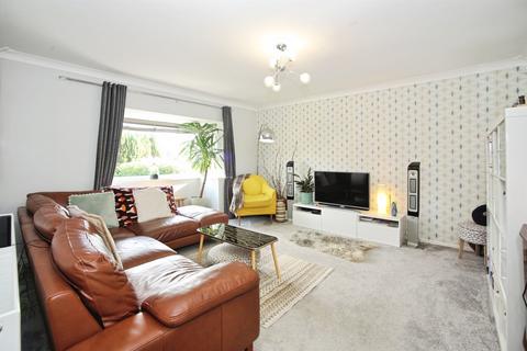 4 bedroom detached house for sale, Cae Marchog, Energlyn, Caerphilly