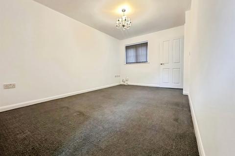 3 bedroom townhouse for sale, Victoria Street, Willenhall