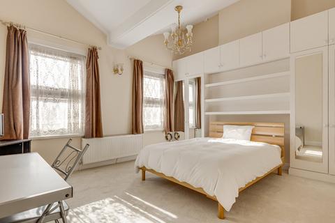 4 bedroom house for sale, Caedmon Road, Islington, London, N7