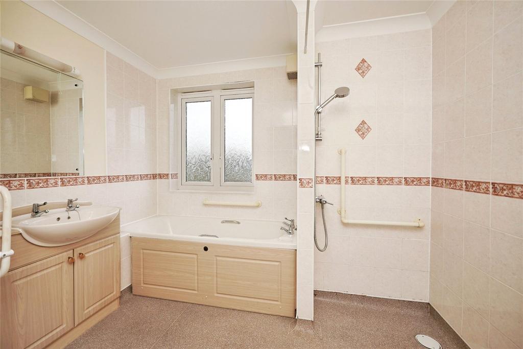 Bath/Wet Room