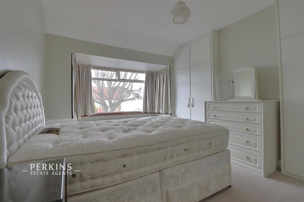 BED 3.jpg
