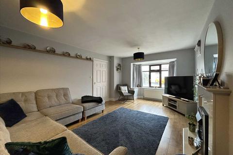 4 bedroom detached house for sale, West Street, Hibaldstow, HIBALDSTOW