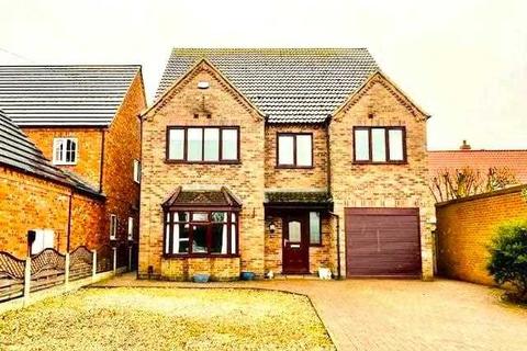 4 bedroom detached house for sale, West Street, Hibaldstow, HIBALDSTOW