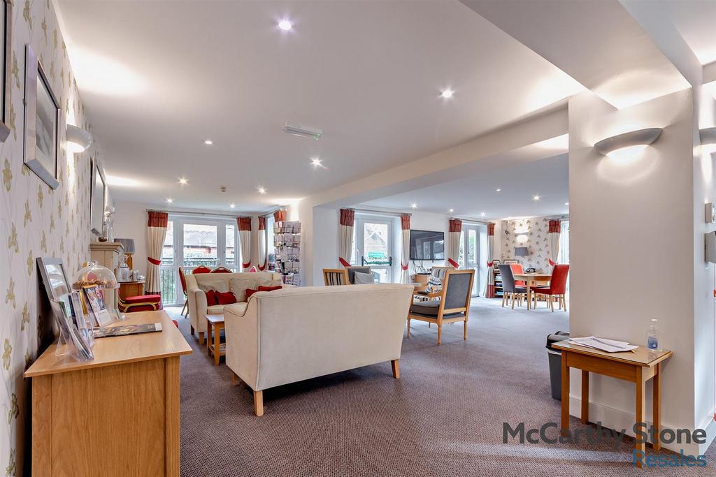 8680401-interior12-800.jpg