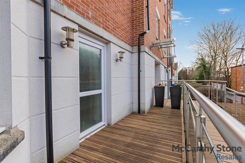 8680401-exterior10-800.jpg