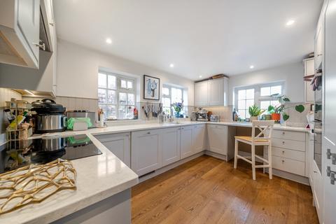 undefined, Fairview Cottages Swan Bottom HP16