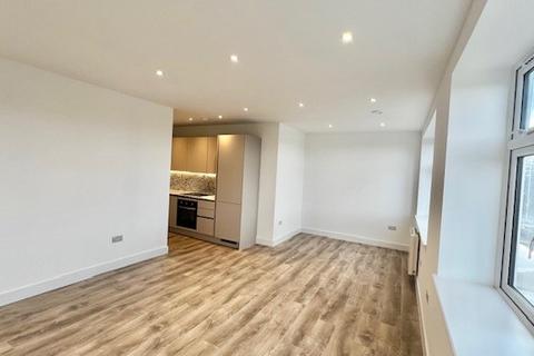 1 bedroom flat to rent, Gale Street, Dagenham, RM9