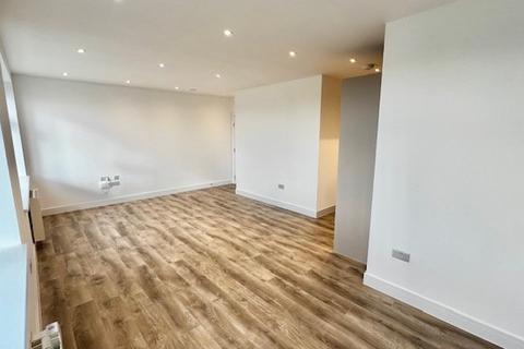 1 bedroom flat to rent, Gale Street, Dagenham, RM9