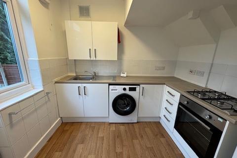 3 bedroom terraced house to rent, Acre Road, Ellesmere Port, CH66