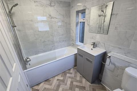 3 bedroom terraced house to rent, Charles Street, Clydach , Tonypandy, Mid Glamorgan.