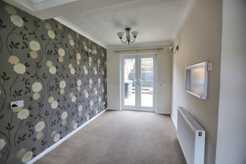 2 bedroom terraced house to rent, Ovenhouse Lane, Bollington