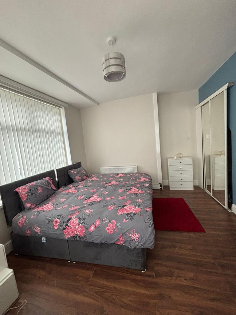 House in Manchester, Moss Side - More