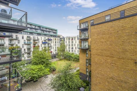 Studio to rent, Conington Road London SE13