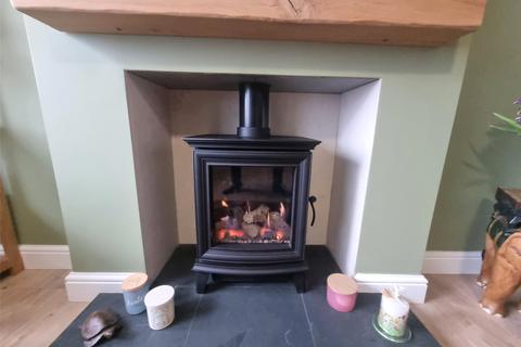 3 bedroom semi-detached house for sale, Lower Lambricks, Rayleigh, Essex, SS6