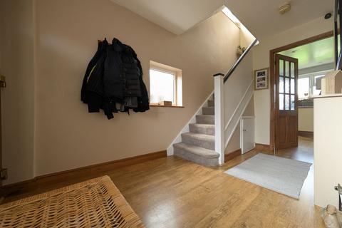 3 bedroom semi-detached house for sale, Weston Close, Hereford, HR1