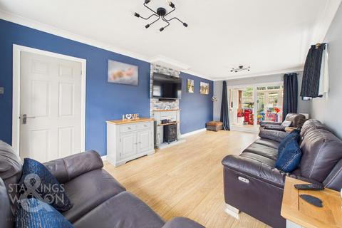 4 bedroom detached house for sale, Marlingford Way, Easton, Norwich