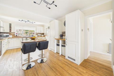 4 bedroom detached house for sale, Marlingford Way, Easton, Norwich