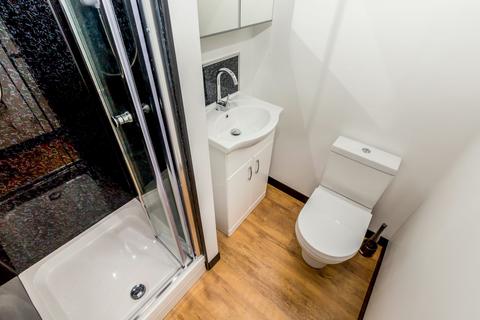 1 bedroom semi-detached house to rent, Oliver Road, Oliver Road, Stoke-on-Trent, ST4