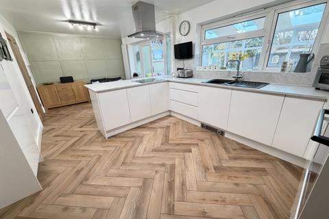 undefined, Hadrian Avenue, Bedfordshire LU5