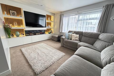 undefined, Hadrian Avenue, Bedfordshire LU5