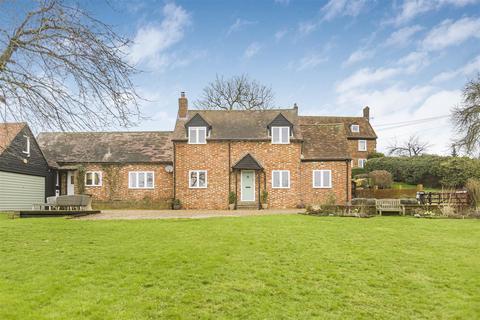 4 bedroom character property for sale, Buckingham Road, The Old Stables, Edgcott, Aylesbury