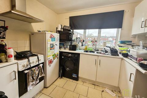 2 bedroom terraced house for sale, Grasby Close, Gainsborough DN21