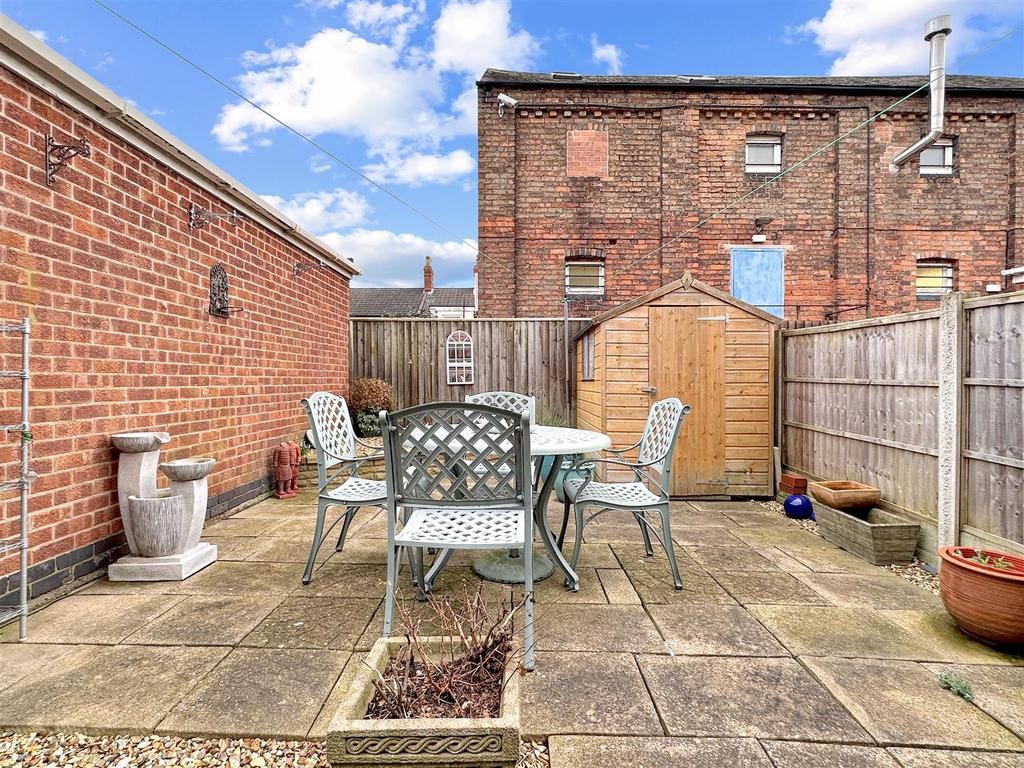 Rear Garden 034