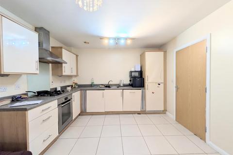 2 bedroom flat for sale, Burlington Road, Slough