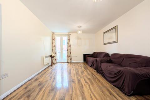 2 bedroom flat for sale, Burlington Road, Slough