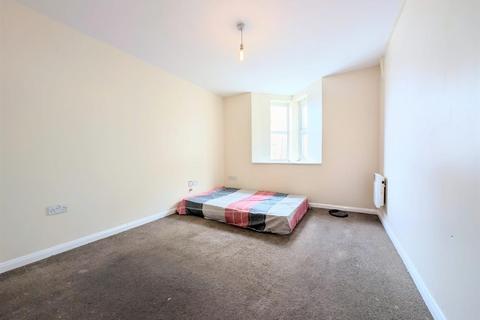 2 bedroom flat for sale, Burlington Road, Slough