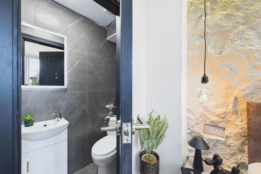 Ensuite