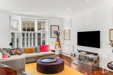 4 bedroom semi-detached house for sale, Willowdene, View Road, N6