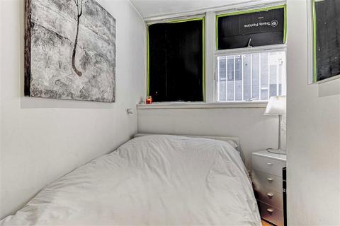 2 bedroom flat for sale, Newington Causeway, London SE1