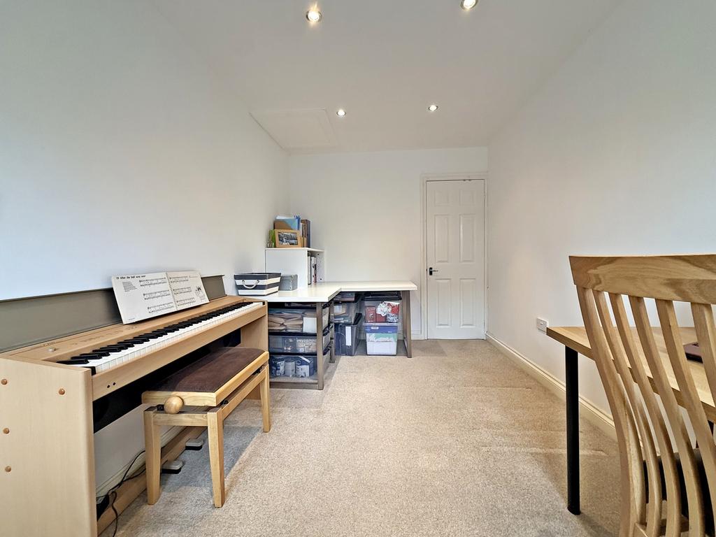 Sitting Room/Study