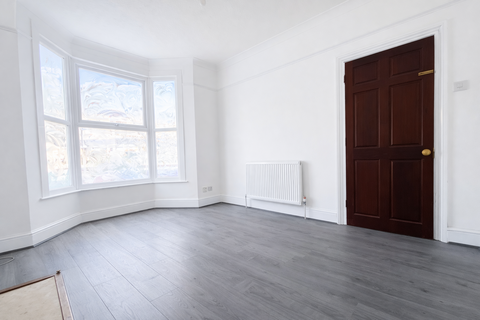 undefined, Salisbury Road, Gravesend DA11