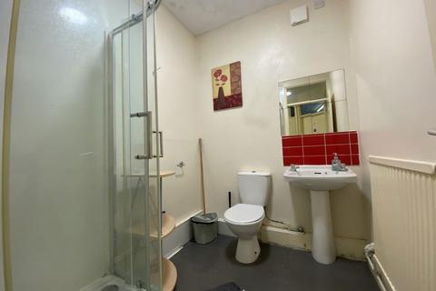 1 bedroom in a house share to rent, Rm 2 225A St Pauls Road, Peterborough, PE1 3EH