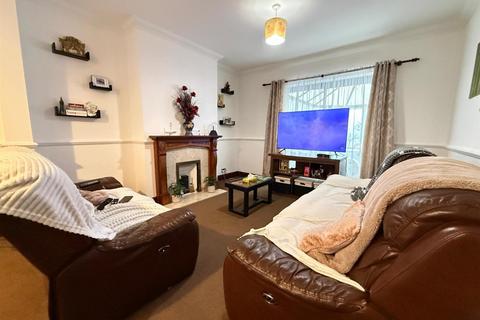 3 bedroom house for sale, Mayesbrook Road, Ilford