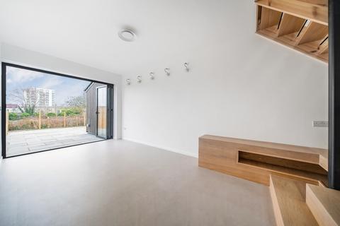 undefined, Pittville Gardens, London, SE25