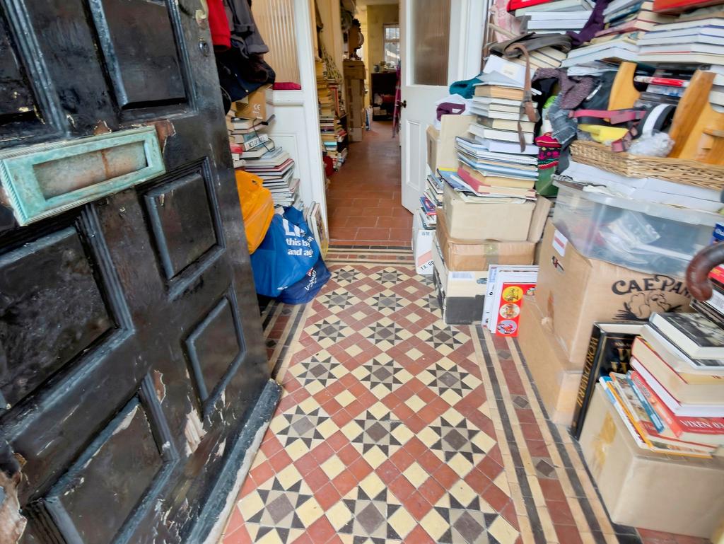 BRONANT RHOSNEIGR8 T202602241627.jpg